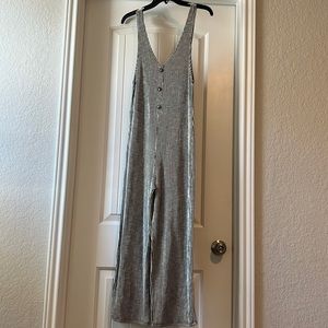 Caution to the wind cropped jumper size small